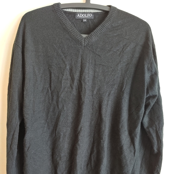 Sweater - Picture 2 of 3